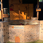 Im wunderschönen und schattigen Kardinalsgarten von Schillingsfürst stand das wahrscheinlich schönsten Mäuseroulette der Mittelalterszene.