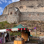 Mittelalterspektakel auf Burg Harburg in Harburg Schwaben. Mit dabei Mäuseopa Ansgar von Haithabu.